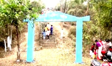 বাদুলিৰ বাবে বিশ্বত আতংকৰ সময়তে অসমৰ কন্দলি পাহাৰত বাদুলী পূজা