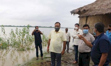 শিৱসাগৰত জলসম্পদ মন্ত্রী কেশব মহন্ত:বান পৰিস্থিতিৰ পৰ্যালোচনা:ভগ্ন মথাউৰি নিৰ্মাণৰ নিৰ্দেশ