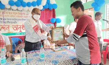 বোকাখাতত  কৃৰ্তিমান চুতীয়া ছাত্ৰ ছাত্ৰীক সম্বৰ্ধনা :  মানপত্ৰ প্ৰদান  :