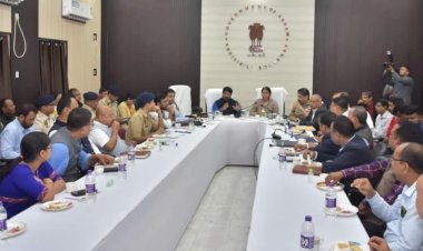 ৰাষ্ট্ৰপতিৰ কাজিৰঙা ভ্ৰমনৰ বাবে চলোৱা প্ৰস্তুতিৰ বুজ ল'বলৈ বোকাখাতত অসম চৰকাৰৰ তিনি মন্ত্ৰী  : উচ্চ স্তৰীয় বৈঠক  :