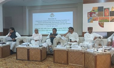 দুদিনীয়া কাৰ্যসুচীৰে কাজিৰঙাত ৰাজ্যসভাৰ বিজ্ঞান আৰু প্ৰযুক্তিৰ লগতে বন ও পৰিৱেশ আৰু জলবায়ু পৰিবৰ্তন বিভাগৰ সাংসদীয় কাৰ্যকৰী সমিতিৰ ৯ জনীয়া সাংসদৰ দল  :