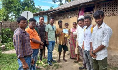 ডিফলু নদীত সলিল সমাধি হোৱা সবিতা বাক্তিৰ পৰিয়াললৈ একালিন সাহাৰ্য  : আটচাৰ প্ৰশংসনীয় পদক্ষেপ  :