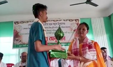হাইস্কুল শিক্ষান্ত পৰীক্ষা আৰু উচ্চতৰ মাধ্যমিক চূড়ান্ত পৰীক্ষাত প্ৰথম বিভাগত উত্তীর্ণ হোৱা বোকাখাতৰ চুতীয়া জনগোষ্ঠীৰ ছাত্ৰ ছাত্ৰীক সম্বৰ্ধনা :