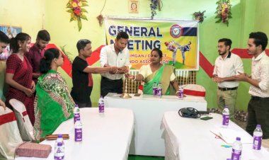 কৰিমগঞ্জ জিলা টাইকোৱাণ্ডো এচ'চিয়েচন গঠন : জিতেশ ৰয় কৰ্মকাৰক সভাপতি আৰু বিশাল তালুকদাৰ সম্পাদক নিৰ্বাচিত  :