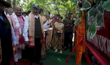 ২০২৩ - ২৪ পৰ্যটন বৰ্ষৰ বাবে মুকলি হ'ল কাজিৰঙা ৰাষ্ট্ৰীয় উদ্যান : কঁহৰাৰ মিহিমুখত ফিটা কাটি পৰ্যটকৰ বাবে মুকলি কৰে বন মন্ত্ৰী চন্দ্ৰমোহন পাটোৱাৰীয়ে  :