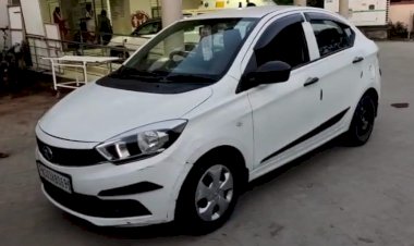 বোকাখাতৰ বিহৰা চাহ বাগিচাৰ ৩৭ নং ৰাষ্ট্ৰীয় পথত চাঞ্চল্যকৰ ঘটনা  : চলন্ত গাড়ীতে চালকক জ্বলাই দিবলৈ কৰা প্ৰচেষ্টাৰ  অভিযোগ  :