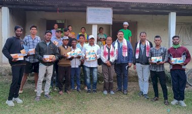কাজিৰঙাৰ কাষৰীয় কৃষি প্ৰধান অঞ্চলৰ গাওঁৰক্ষী বাহিনীৰ মাজত প্ৰকৃতি সংগঠন আৰণ্যকৰ চাৰ্জ লাইট বিতৰণ  : বন বিভাগৰ উদ্যোগত বাণীবদ্ধ ঘোষণাৰ বহুল প্ৰচাৰৰ ব্যৱস্থা  :