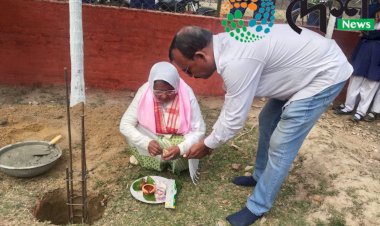 নুমলীগড় উচ্চতৰ মাধ্যমিক বিদ্যালয়ৰ প্ৰতিষ্ঠাপক শিক্ষক জয়নাল আবেদিনৰ নামত হীৰক জয়ন্তী স্মাৰকৰ শিলান্যাস  :