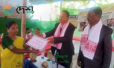 বোকাখাতৰ ভকত চাপৰিত আয়োজিত হস্তশিল্পৰ দুমহীয়া প্ৰশিক্ষণৰ সামৰণি  ⦂ সমাৱৰ্তন সমাৰোহত মানপত্ৰ প্ৰদান ⦂