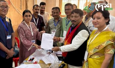 বোকাখাত বিধানসভা সমষ্টিত অতুল বৰাৰ হেট্ৰিক : তৃতীয়বাৰৰ বাবে বোকাখাতৰ বিধায়ক হিচাবে নিৰ্বাচিত অসম গন পৰিষদ দলৰ সভাপতি অতুল বৰা :