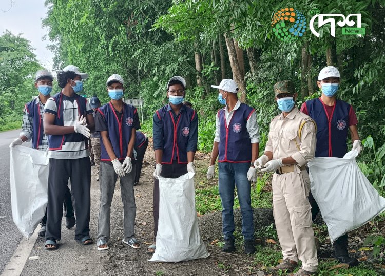 Garbage Clean-up Drive at Panbari Animal Corridor in Kaziranga by NSS Volunteers of JDSG College, Bokakhat